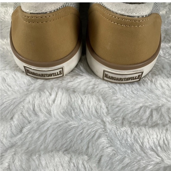 Margaritaville Women’s‎ Size 6.5  Blue/White Striped Canvas Slip Ons - Picture 3 of 9